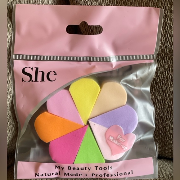 Beauty Blenders, Bundle of 5 Packages (Total of 24 Sponges) - Picture 7 of 16